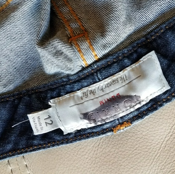 Torrid Girlfriend Handpainted Distressed Denim - Picture 8 of 8